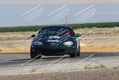 media/Jun-04-2022-CalClub SCCA (Sat) [[1984f7cb40]]/Group 1/Qualifying (Sweeper)/